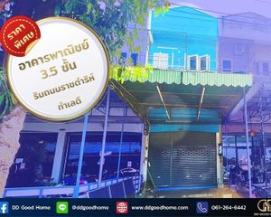 For Sale 3 Beds Retail Space in Mueang Phetchaburi, Phetchaburi, Thailand