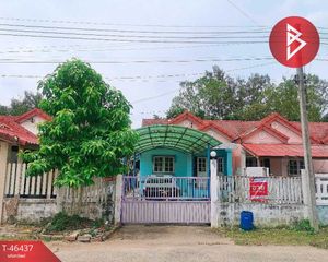 For Sale 3 Beds Townhouse in Ongkharak, Nakhon Nayok, Thailand