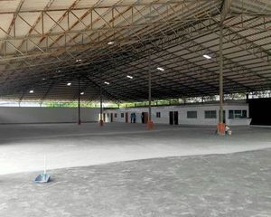 For Rent 4 Beds Warehouse in Mueang Nakhon Pathom, Nakhon Pathom, Thailand