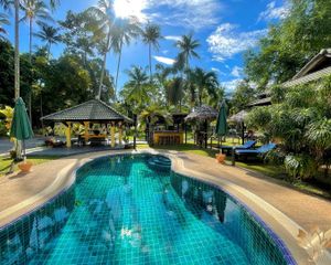 For Sale Hotel 4,800 sqm in Ko Samui, Surat Thani, Thailand