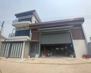 For Sale or Rent Warehouse 600 sqm in Lam Luk Ka, Pathum Thani, Thailand
