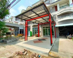 For Sale 4 Beds Townhouse in Nong Chok, Bangkok, Thailand
