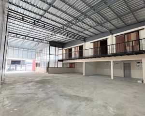 For Rent Warehouse 470 sqm in Din Daeng, Bangkok, Thailand