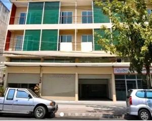 For Sale or Rent Retail Space 250 sqm in Mueang Chiang Mai, Chiang Mai, Thailand
