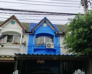 For Rent 2 Beds Townhouse in Mueang Nonthaburi, Nonthaburi, Thailand