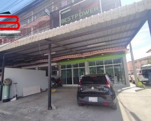 For Sale Retail Space 201.6 sqm in Mueang Chachoengsao, Chachoengsao, Thailand