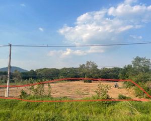 For Sale Land 6,400 sqm in Mueang Chai Nat, Chainat, Thailand