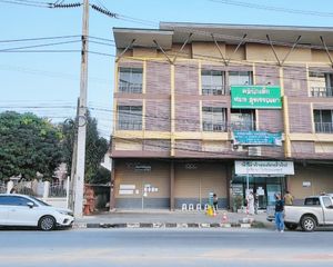For Sale Retail Space 203 sqm in Mueang Chiang Rai, Chiang Rai, Thailand