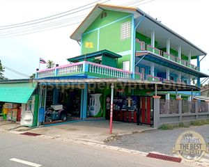 For Sale 10 Beds Apartment in Sattahip, Chonburi, Thailand