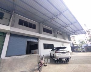 For Rent Warehouse 700 sqm in Bang Phli, Samut Prakan, Thailand