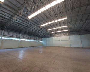 For Rent Warehouse 1,260 sqm in Mueang Chon Buri, Chonburi, Thailand