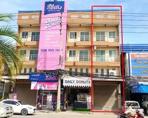 For Sale 3 Beds Retail Space in Mueang Ratchaburi, Ratchaburi, Thailand