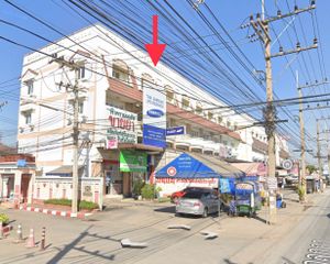 For Rent 5 Beds Retail Space in Lam Luk Ka, Pathum Thani, Thailand