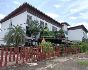 For Sale 66 Beds Apartment in Nong Khae, Saraburi, Thailand