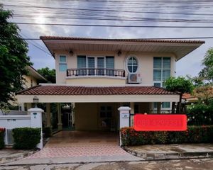 For Rent 5 Beds House in Mueang Chiang Mai, Chiang Mai, Thailand