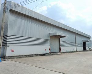 For Rent Warehouse 1,850 sqm in Pak Kret, Nonthaburi, Thailand