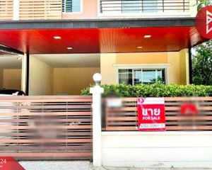 For Sale 3 Beds Townhouse in Ban Phaeo, Samut Sakhon, Thailand