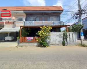 For Sale 4 Beds Retail Space in Bang Pa-in, Phra Nakhon Si Ayutthaya, Thailand