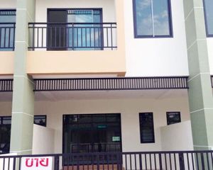 For Rent 2 Beds Townhouse in Mueang Udon Thani, Udon Thani, Thailand