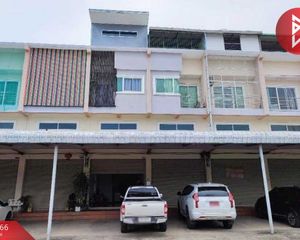For Sale 2 Beds Retail Space in Bang Len, Nakhon Pathom, Thailand