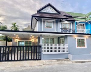 For Sale 5 Beds Townhouse in Bang Bua Thong, Nonthaburi, Thailand