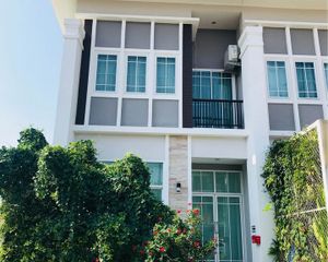 For Rent 2 Beds Townhouse in Hang Dong, Chiang Mai, Thailand