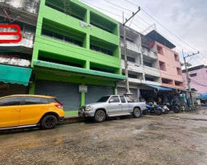 For Sale Retail Space 800 sqm in Bang Pa-in, Phra Nakhon Si Ayutthaya, Thailand