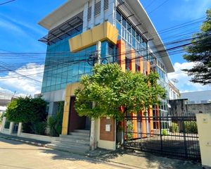 For Sale Office 1,500 sqm in Bang Yai, Nonthaburi, Thailand