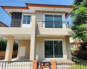 For Sale 3 Beds House in Bang Yai, Nonthaburi, Thailand
