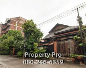For Sale Office 1,500 sqm in Mueang Nonthaburi, Nonthaburi, Thailand