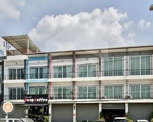 For Sale Retail Space 151 sqm in Bang Pa-in, Phra Nakhon Si Ayutthaya, Thailand