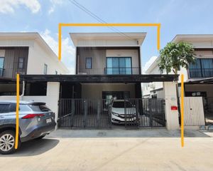 For Sale 3 Beds Townhouse in Bang Yai, Nonthaburi, Thailand