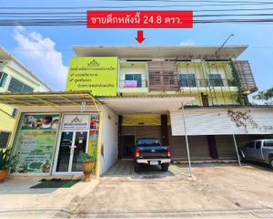 For Sale Retail Space 127 sqm in Ban Na, Nakhon Nayok, Thailand