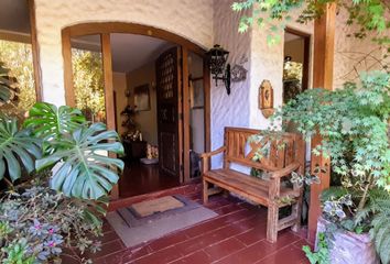 Casa en venta Rihue 11022o, Lo Barnechea, Chile