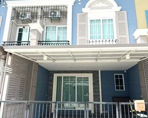 For Rent 4 Beds Townhouse in Thanyaburi, Pathum Thani, Thailand