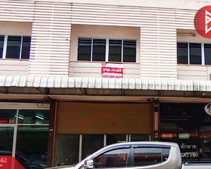 For Sale 2 Beds Retail Space in Mueang Prachinburi, Prachin Buri, Thailand