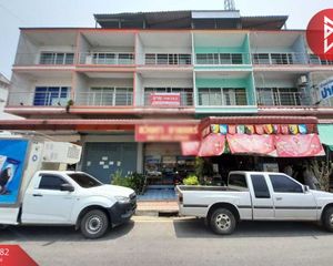 For Sale 2 Beds Retail Space in Tha Takiap, Chachoengsao, Thailand
