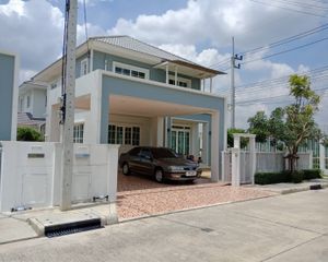 For Rent 4 Beds House in Mueang Pathum Thani, Pathum Thani, Thailand