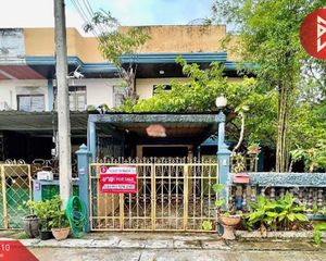 For Sale 5 Beds Townhouse in Mueang Ratchaburi, Ratchaburi, Thailand