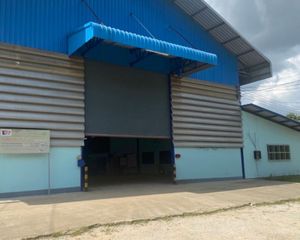 For Sale Warehouse 1,500 sqm in Nikhom Phatthana, Rayong, Thailand