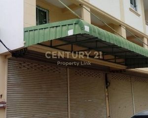 For Sale Retail Space 245 sqm in Bang Pa-in, Phra Nakhon Si Ayutthaya, Thailand