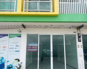 For Sale 2 Beds Retail Space in Mueang Nakhon Ratchasima, Nakhon Ratchasima, Thailand