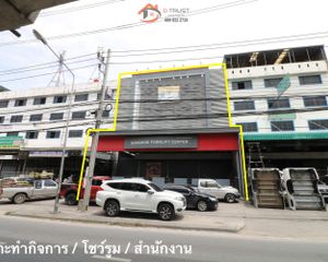For Rent Retail Space in Bang Phli, Samut Prakan, Thailand