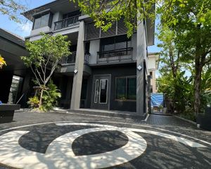 For Rent 7 Beds House in Suan Luang, Bangkok, Thailand
