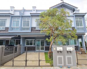 For Sale 2 Beds Townhouse in Bang Phli, Samut Prakan, Thailand