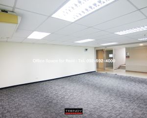 For Rent Office 22 sqm in Khlong Toei, Bangkok, Thailand