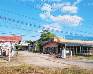 For Sale 5 Beds House in Pong, Phayao, Thailand