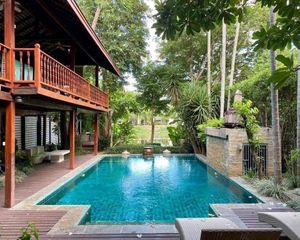 For Sale or Rent 3 Beds House in Mueang Chiang Mai, Chiang Mai, Thailand