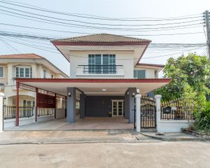 For Sale 4 Beds House in Thanyaburi, Pathum Thani, Thailand
