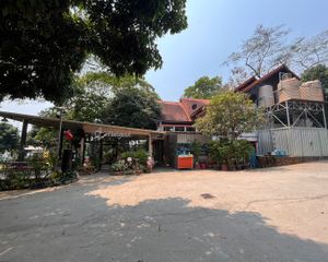 For Sale Retail Space 9,260 sqm in Mae Tha, Lamphun, Thailand
